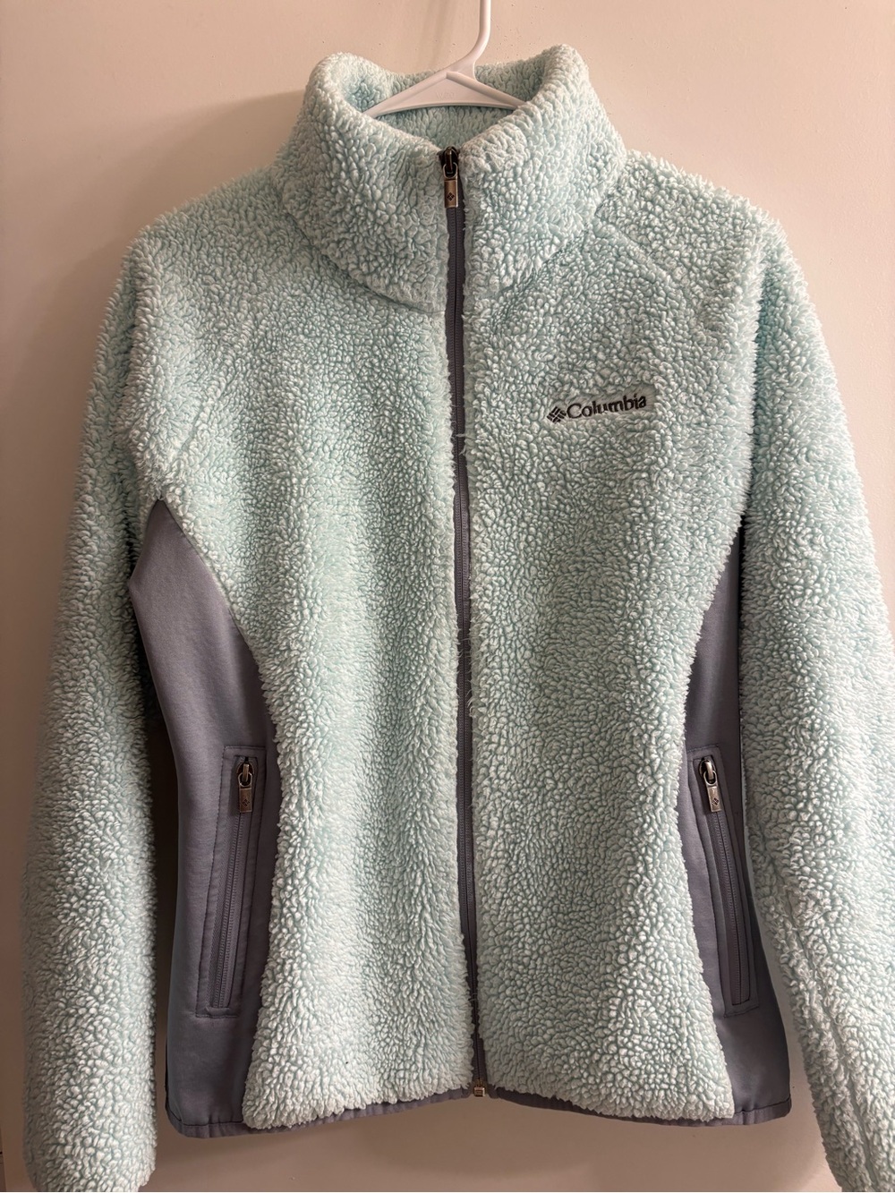 Columbia Women's Mint Green Sherpa Fleece Jacket with Gray Panels